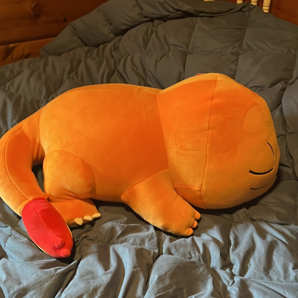 Charmander Pokémon 18 inch Sleeping Plushie - Picture 2 of 6